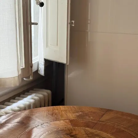 In The Old Town Of 公寓 *